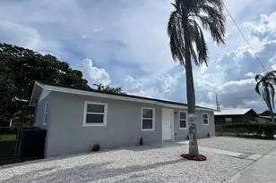2801 Ave Q Ave, Fort Pierce, FL 34947 - Photo 2