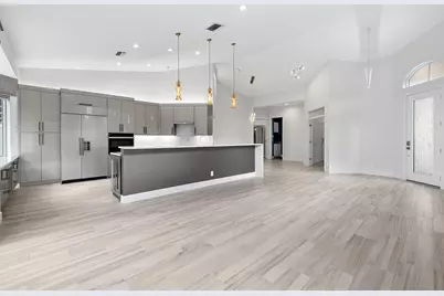 8110 Sandpiper Way, West Palm Beach, FL 33412 - Photo 12