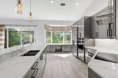 8110 Sandpiper Way, West Palm Beach, FL 33412 - Photo 8