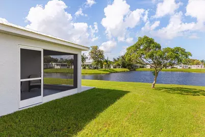 10 Juan Carlos Lane, Port Saint Lucie, FL 34952 - Photo 8
