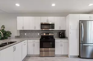 10 Juan Carlos Ln, Port Saint Lucie, FL 34952 - Photo 16