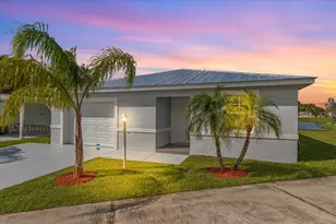 10 Juan Carlos Ln, Port Saint Lucie, FL 34952 - Photo 2
