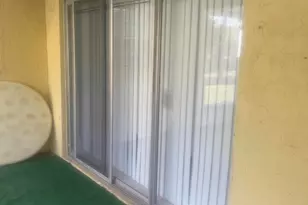 202 Sparrow Dr, Royal Palm Beach, FL 33411 - Photo 2