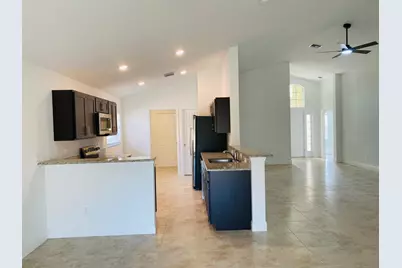 9720 Apollo Avenue, Fort Pierce, FL 34945 - Photo 12