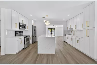 451 Dionne Drive, West Palm Beach, FL 33406 - Photo 10