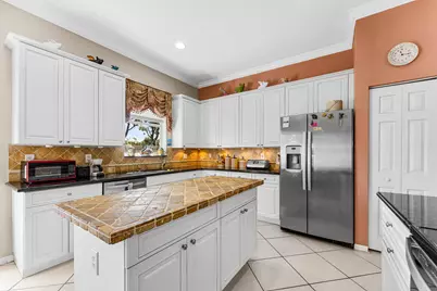 6529 Jog Estates Lane, Boynton Beach, FL 33437 - Photo 12