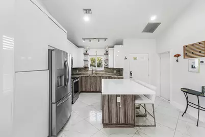 101 Azalea Circle, Boynton Beach, FL 33436 - Photo 6