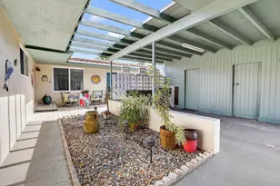 882 Azalea Ct, Plantation, FL 33317 - Photo 2