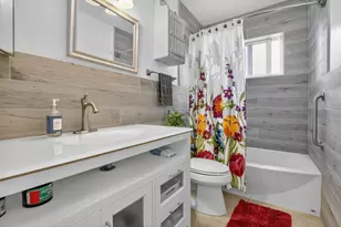 882 Azalea Ct, Plantation, FL 33317 - Photo 34