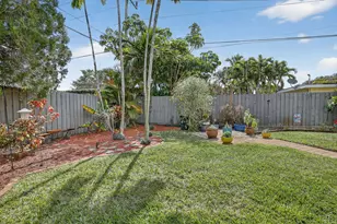 882 Azalea Ct, Plantation, FL 33317 - Photo 40