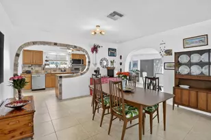 882 Azalea Ct, Plantation, FL 33317 - Photo 6
