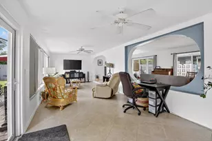 882 Azalea Ct, Plantation, FL 33317 - Photo 14