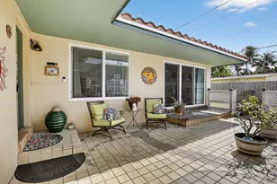 882 Azalea Ct, Plantation, FL 33317 - Photo 4