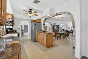 882 Azalea Ct, Plantation, FL 33317 - Photo 22