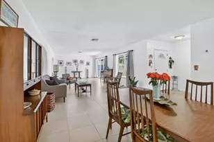 882 Azalea Ct, Plantation, FL 33317 - Photo 6