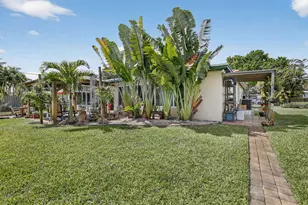 882 Azalea Ct, Plantation, FL 33317 - Photo 46