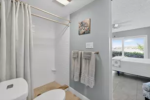 3210 S Lakeview Cir, Fort Pierce, FL 34949 - Photo 10