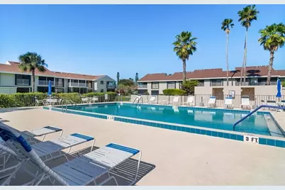 3210 S Lakeview Circle #3-102, Fort Pierce, FL 34949 - Photo 4