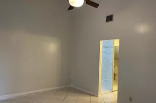 51 Baytree Cir, Boynton Beach, FL 33436 - Photo 14