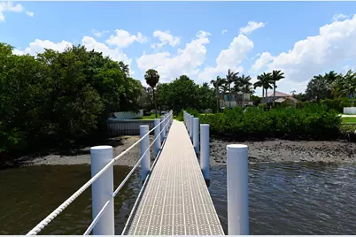 908 N Atlantic Drive, Lantana, FL 33462 - Photo 10