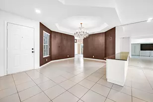 11571 Briarwood Cir, Boynton Beach, FL 33437 - Photo 8