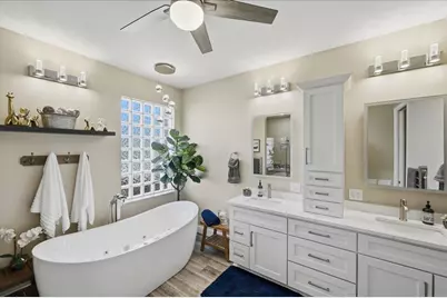 499 NW Blue Lake Drive, Port Saint Lucie, FL 34986 - Photo 12