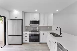 3127 Kingswood Terrace, Boca Raton, FL 33431 - Photo 4