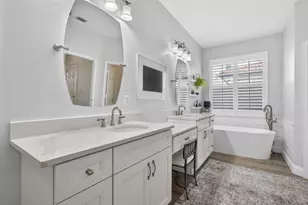 109 Isola Cir, Royal Palm Beach, FL 33411 - Photo 46