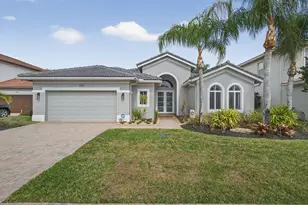 109 Isola Cir, Royal Palm Beach, FL 33411 - Photo 2