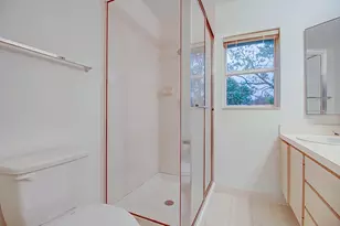 44 Essex Ct, West Palm Beach, FL 33411 - Photo 20