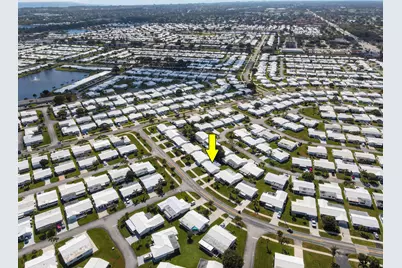 1904 SW Golf Lane, Boynton Beach, FL 33426 - Photo 34