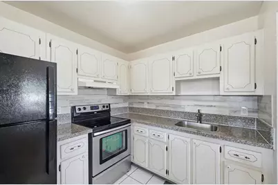 142 Monaco C, Delray Beach, FL 33446 - Photo 10
