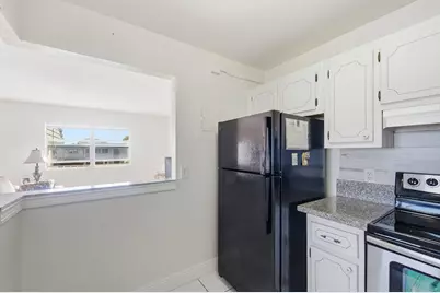142 Monaco C, Delray Beach, FL 33446 - Photo 12