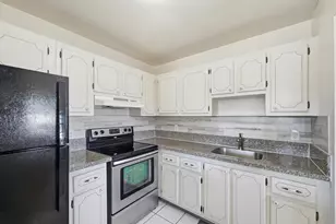 142 Monaco C, Delray Beach, FL 33446 - Photo 10