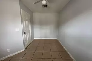 1801 Lakeview Dr W, West Palm Beach, FL 33411 - Photo 4
