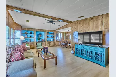 7626 SE Independence Avenue, Hobe Sound, FL 33455 - Photo 2