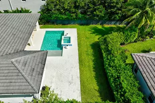 19886 Meadowside Ln Ln, Boca Raton, FL 33498 - Photo 56