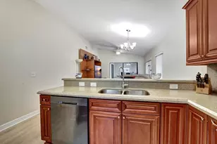 8046 Summerview Terrace, Boca Raton, FL 33496 - Photo 4