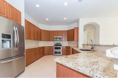 2065 Albany Terrace SW, Vero Beach, FL 32968 - Photo 10