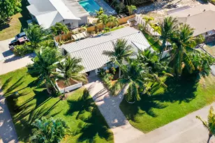 1605 Treemont Ave, Jupiter, FL 33469 - Photo 6