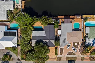 21 SE 14th St, Pompano Beach, FL 33060 - Photo 2