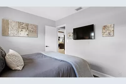 21 SE 14th Street, Pompano Beach, FL 33060 - Photo 28