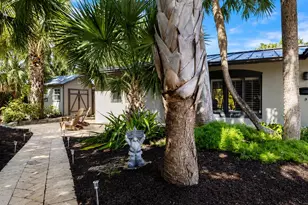21 SE 14th St, Pompano Beach, FL 33060 - Photo 20