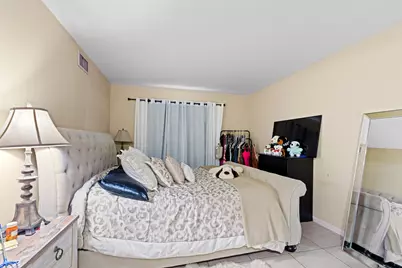 475 SE 8th Street #119, Deerfield Beach, FL 33441 - Photo 8