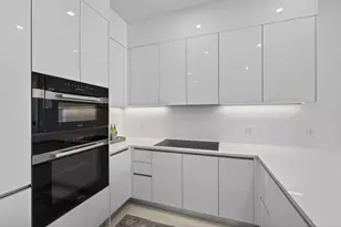 220 Lake Shore Dr, West Palm Beach, FL 33403 - Photo 10