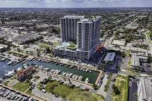 220 Lake Shore Dr, West Palm Beach, FL 33403 - Photo 4