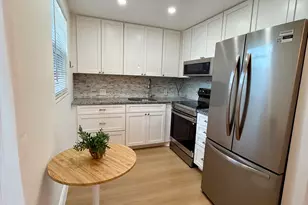 402 Brighton J, Boca Raton, FL 33434 - Photo 4