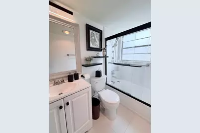 402 Brighton J #J, Boca Raton, FL 33434 - Photo 22