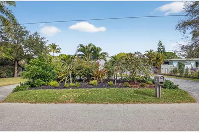 233 NE 12th Street NE, Delray Beach, FL 33444 - Photo 6