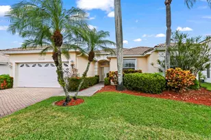 12697 Maypan Dr, Boca Raton, FL 33428 - Photo 2